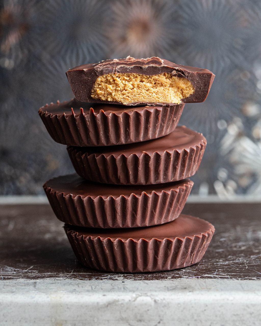 Reeses-Peanut-Butter-Cups-1-LOWRES.jpg