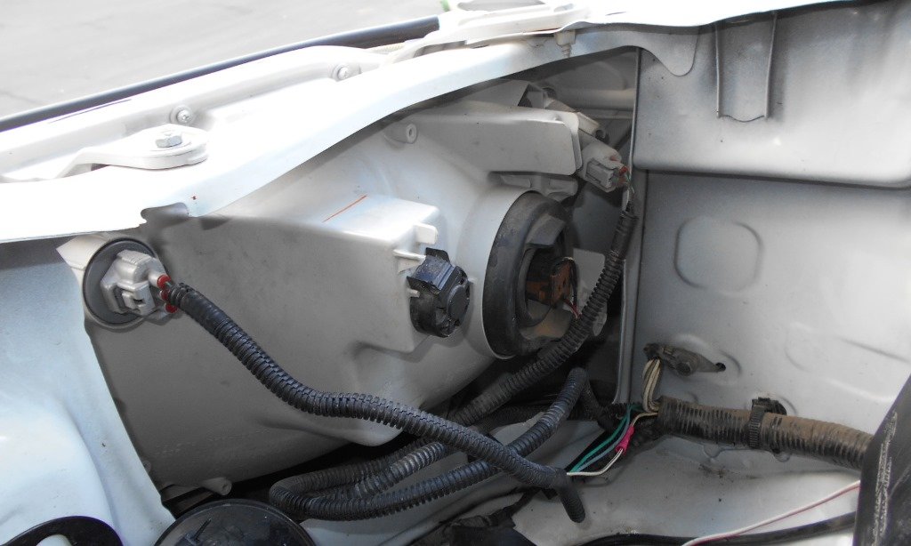 repair RH turn signal.jpg