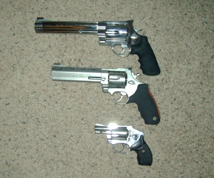 revolvers 001.jpg