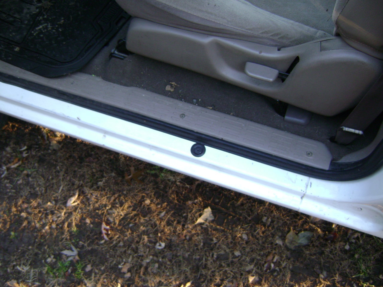 rocker plugs 001.jpg