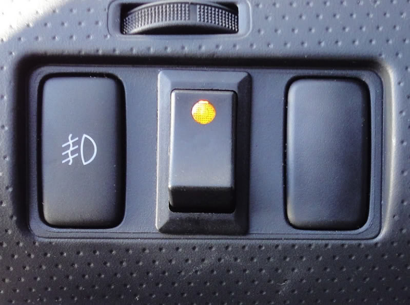RockerSwitch2_1b09a6c6ecb56e6b2dd17b5a42fd239eb3f4df76.jpg