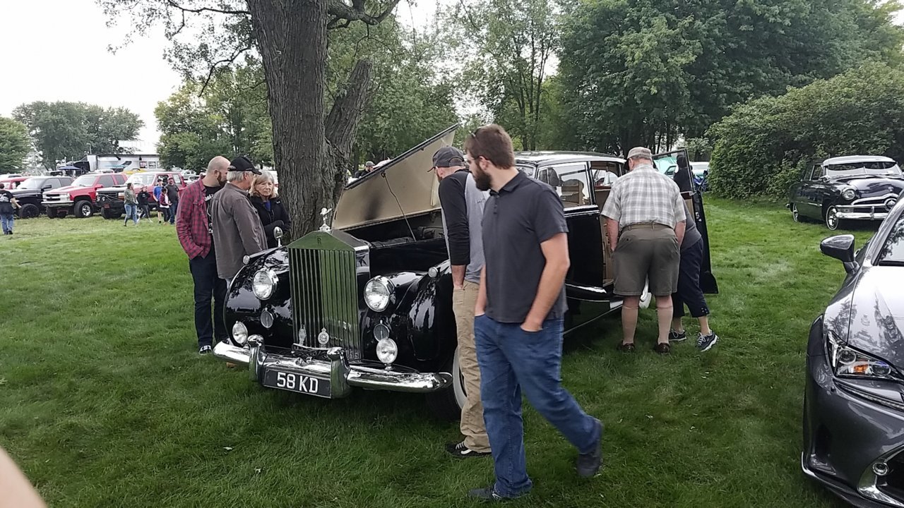 Rolls at show.jpg