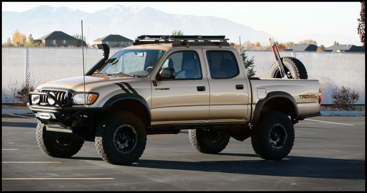 Roofrack_frntcrnr_b3e0c89cdbb73ce3148629cf41cd90d1e345cbe3.jpg
