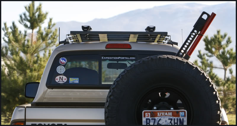 Roofrack_rear_74bbf5a10454ef3b09b475d493d96324df261b88.jpg