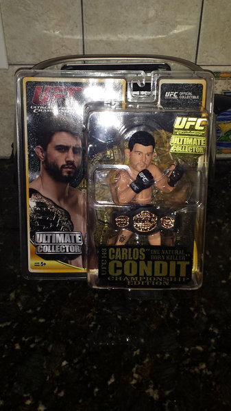 Round 5 Carlos Condit.jpg