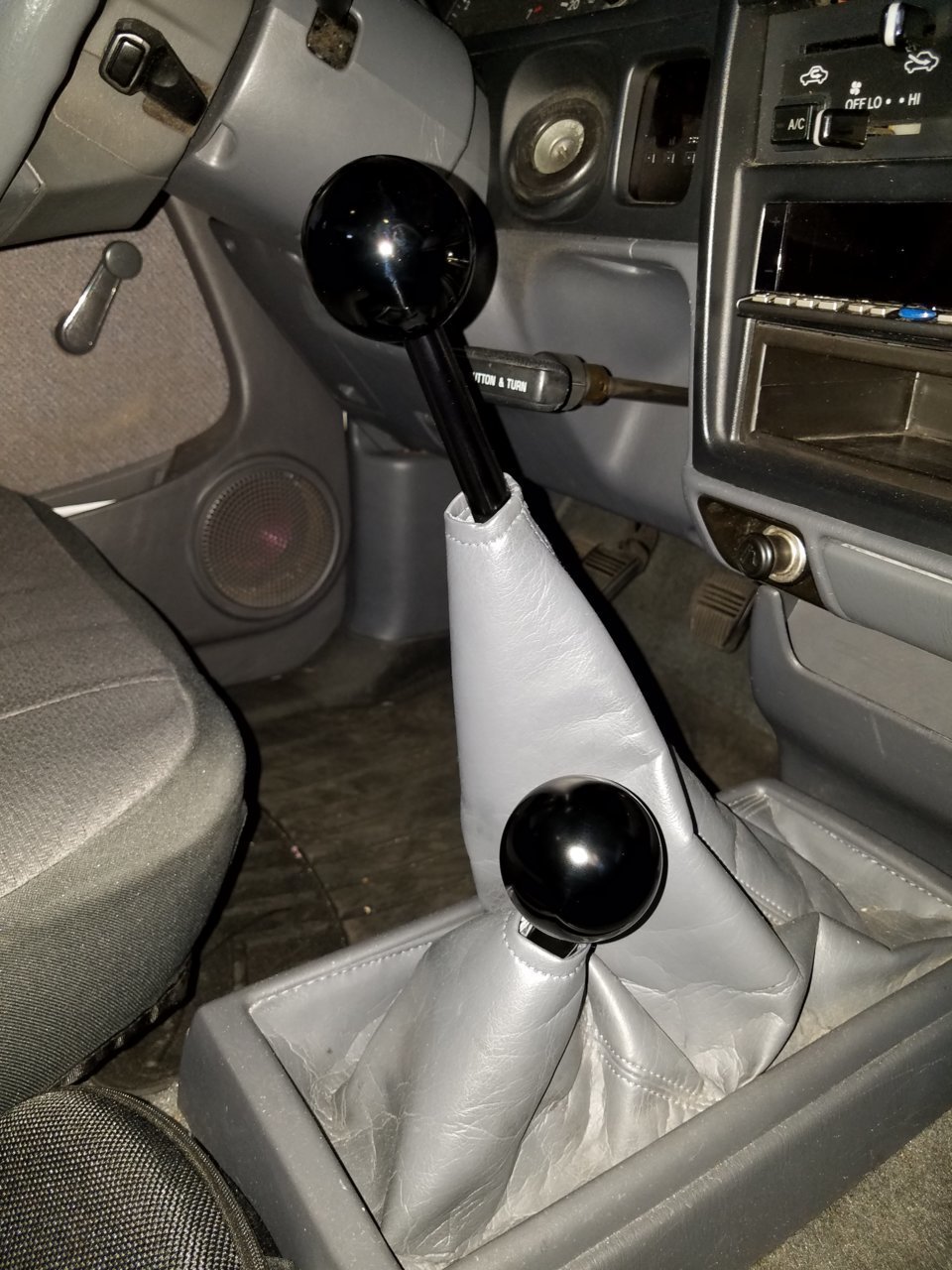 round knob.jpg