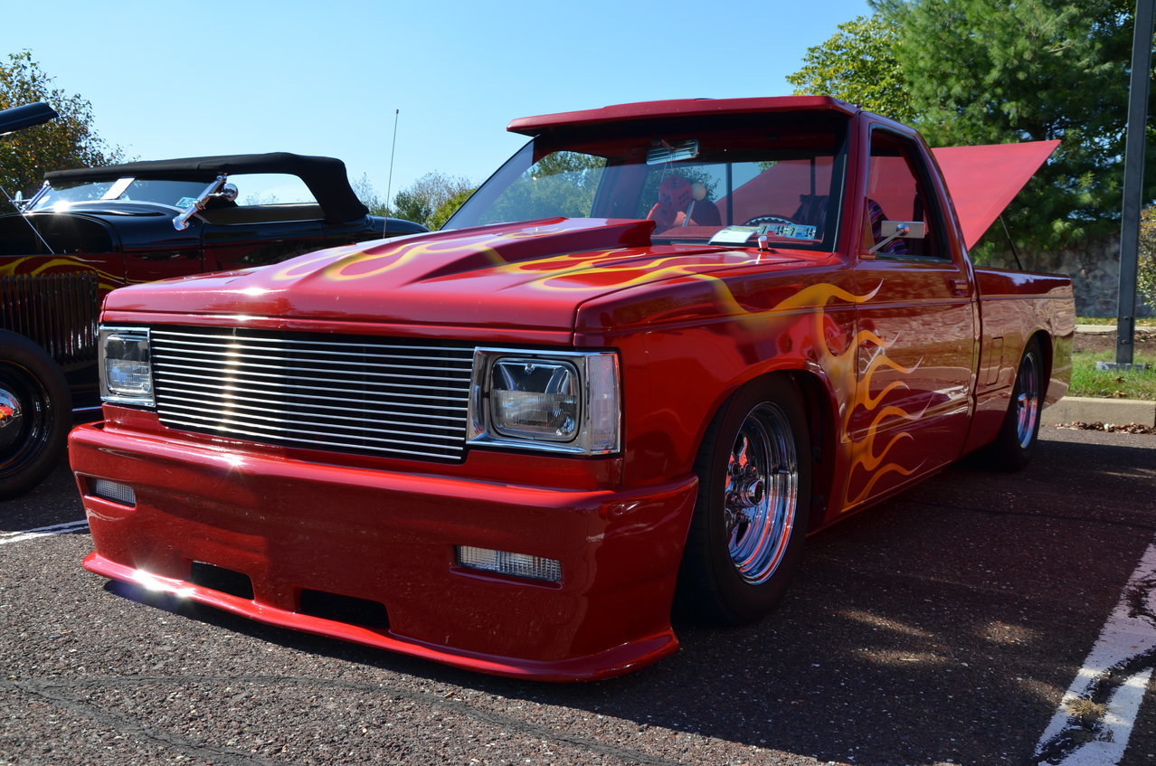 RunningWithThePumpkinsCarShow 150.jpg