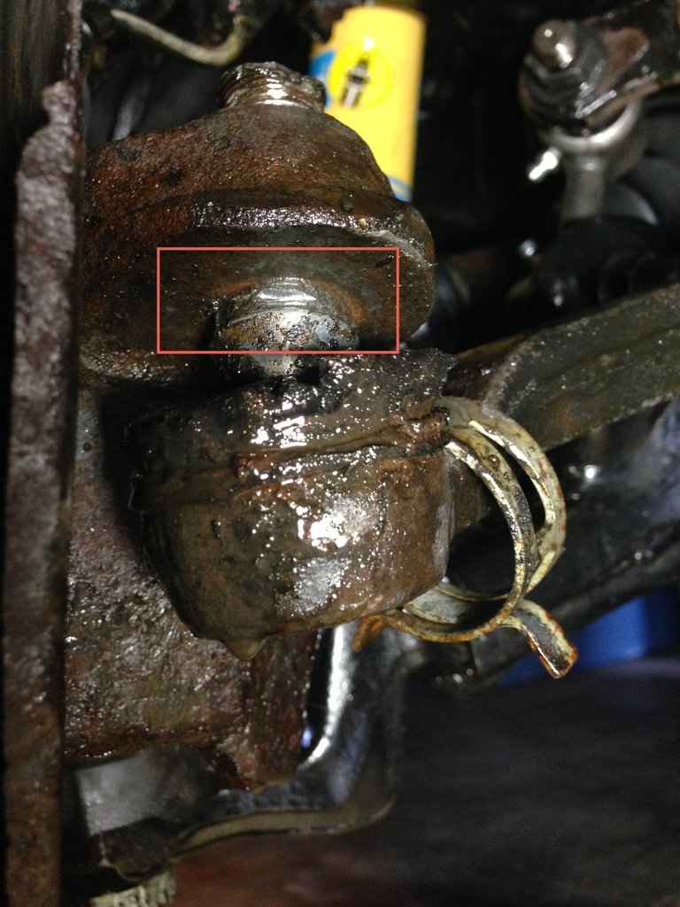 rusted tie rod end.jpg