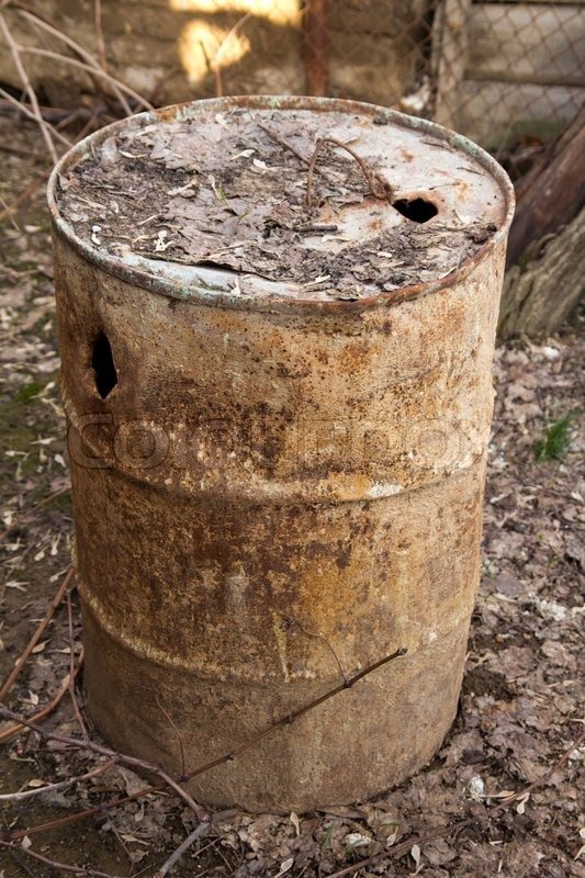 rusty barrel.jpg