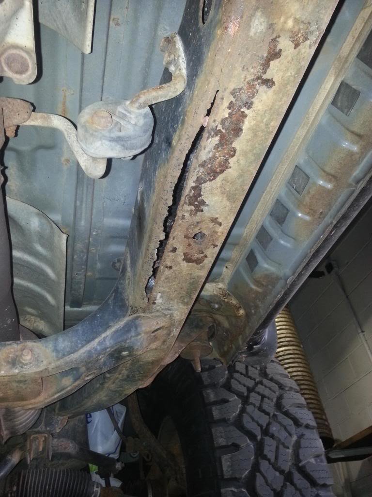 rustyframe1_045a8a9197f38728fd0b1595baf02cdc77f0564a.jpg