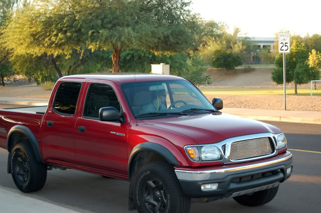 Ryan_Tacoma_BlackRims_09f80b82e0c04157cd667f389400d592a44a204b.jpg