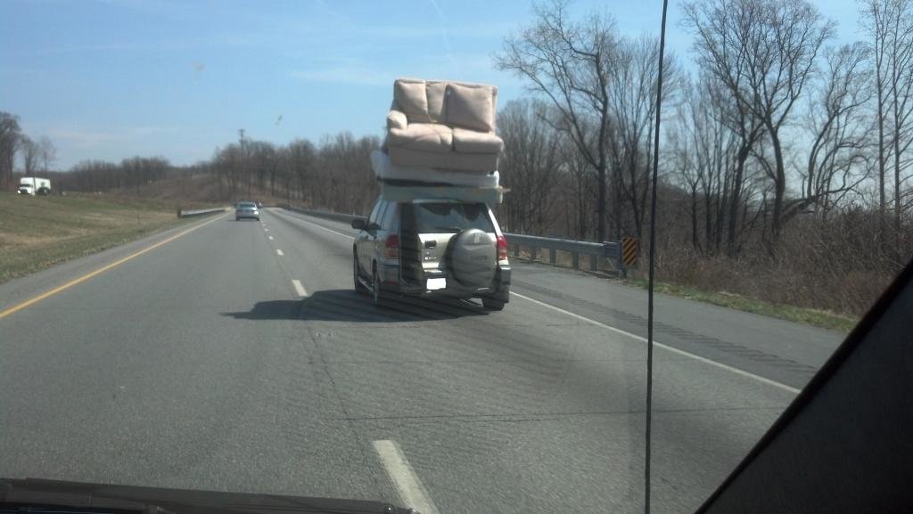 SafetyMomentIdiotDriving222_53c4dc69ca48a79850baa13769856df7ea0ba5b1.jpg