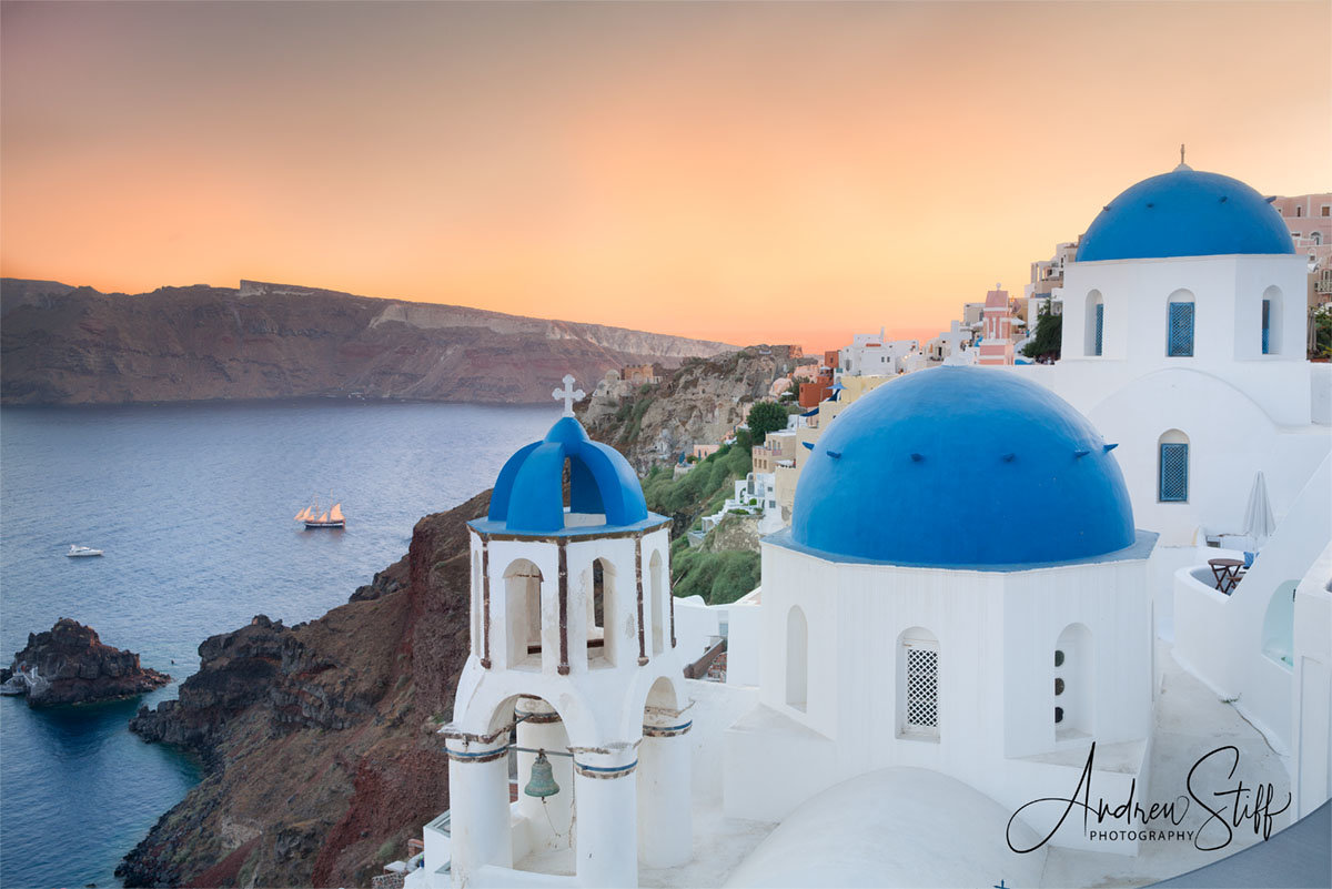 santorini.jpg