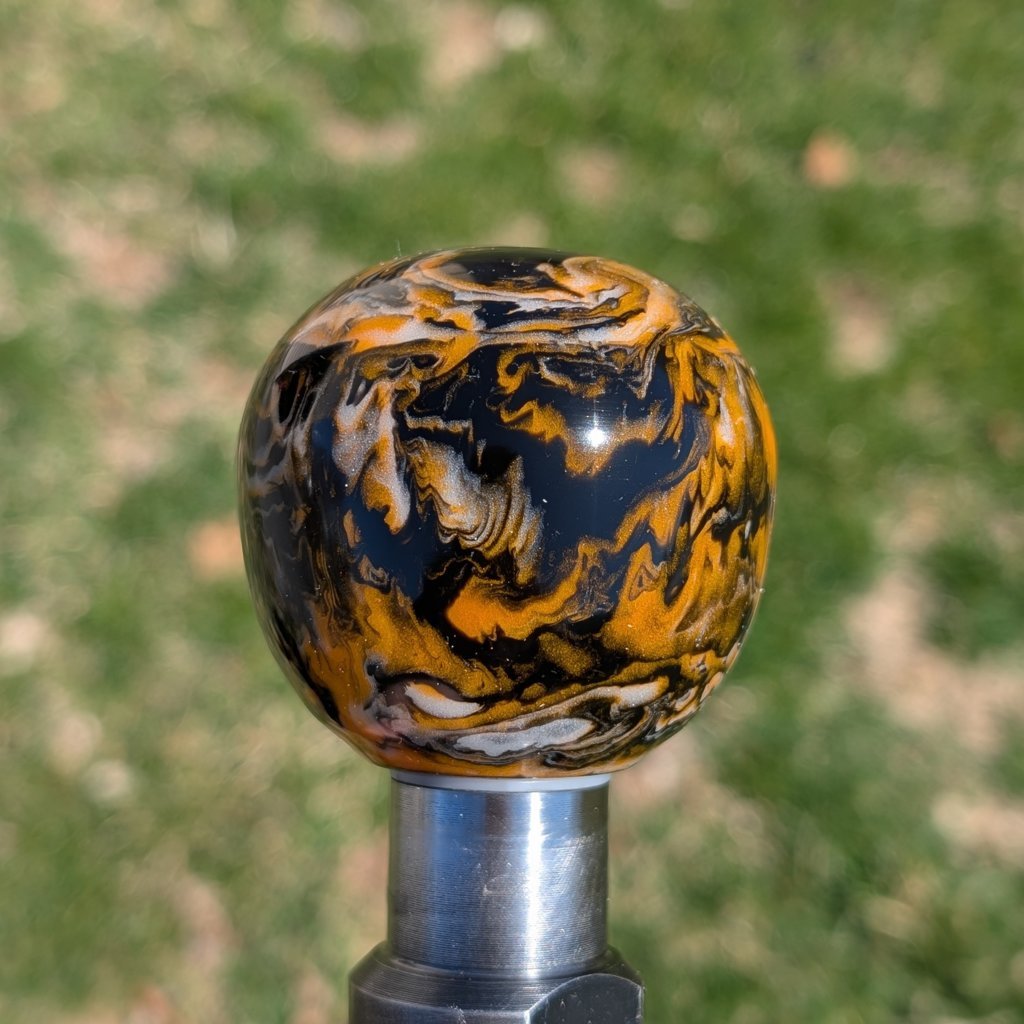Satori White Mandarin Orange Kokuyo Black 1.jpg