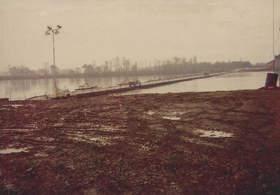 Sava River crossing.jpg