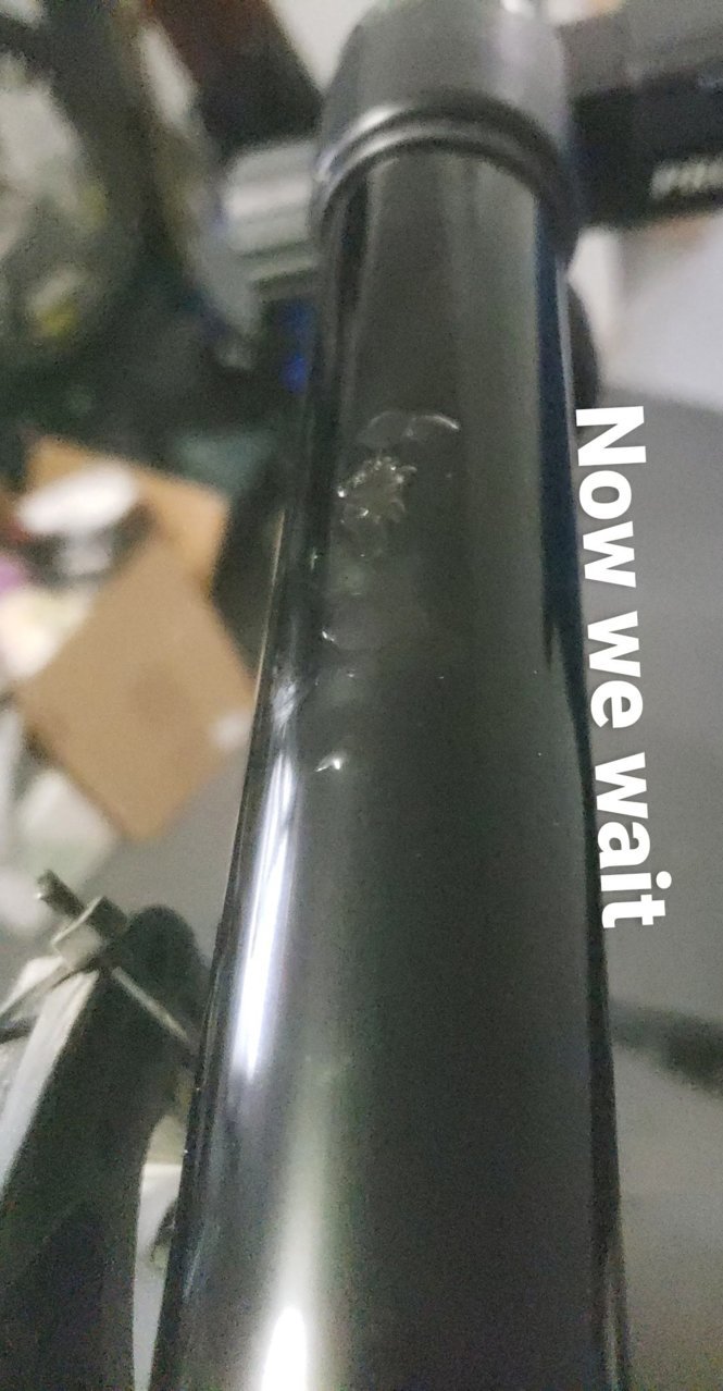 scratched_stanchion_epoxy.jpg