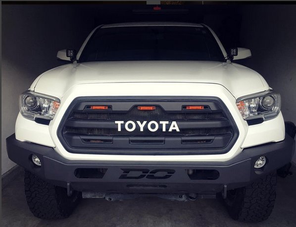 Toyota Tacoma 2017 Grill