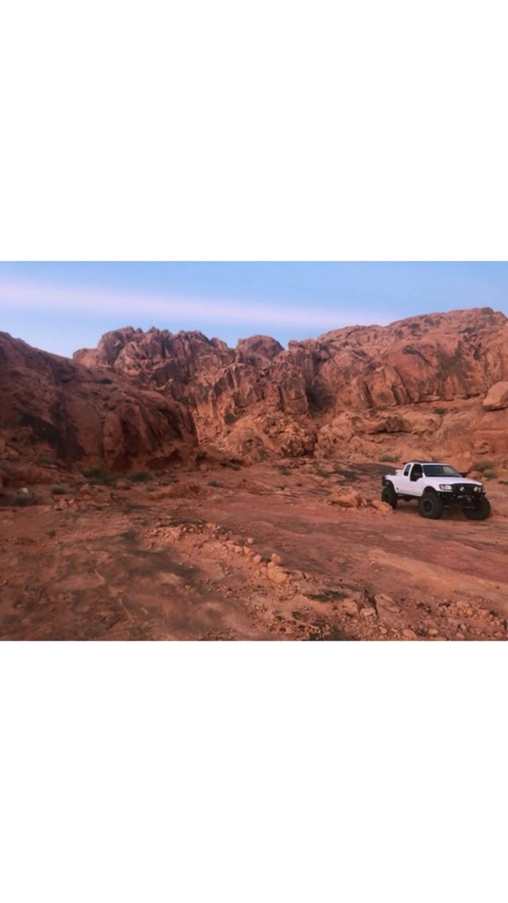 Screenshot_20180817-232545_Instagram.jpg