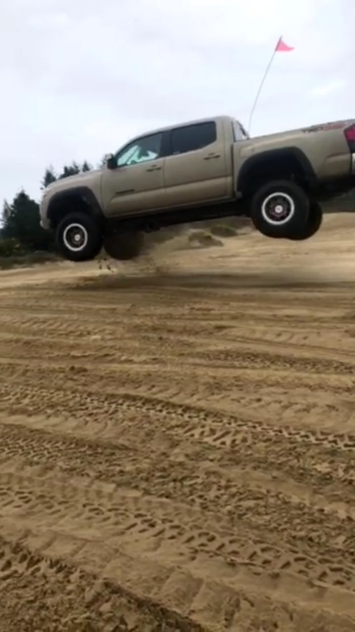 Screenshot_20190518-144616_Video Player.jpg