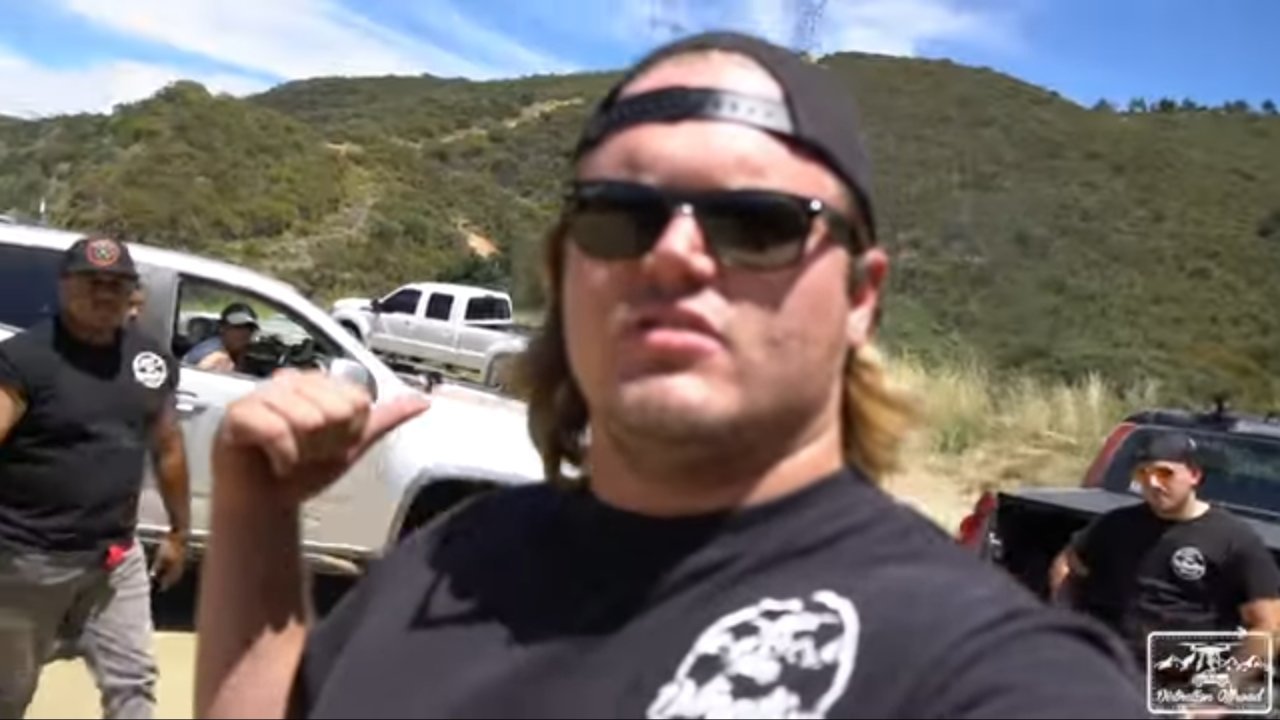 Screenshot_20190730-070123_YouTube.jpg