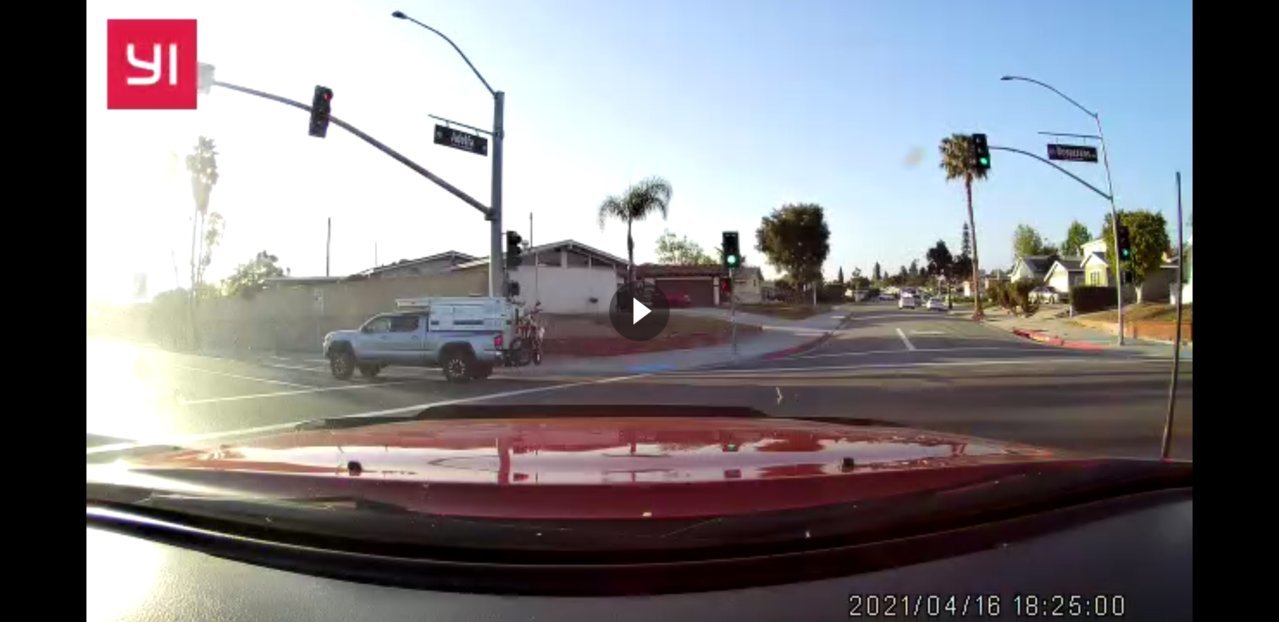 Screenshot_20210416-190014_YI Dashcam.jpg