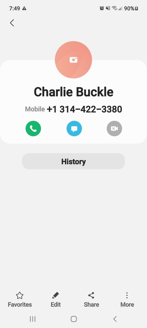 Screenshot_20211011-194909_Contacts.jpg