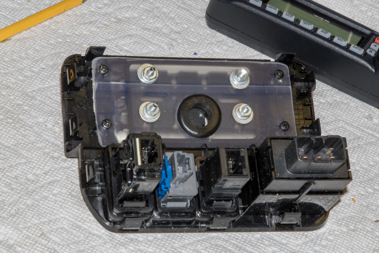 Screw plastic to radio's control head mount.jpg