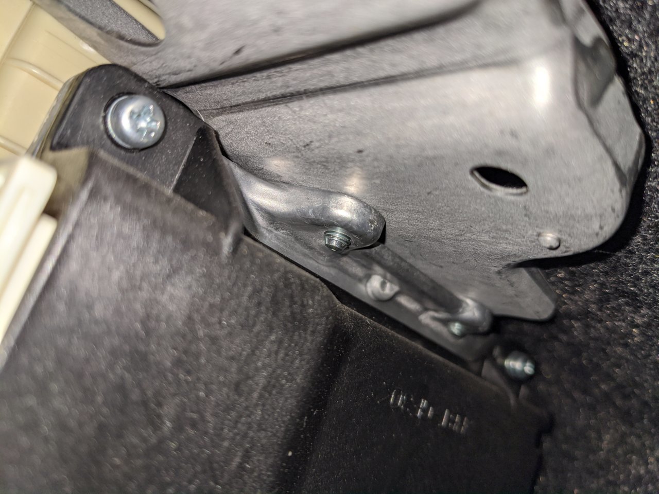 screws1.jpg