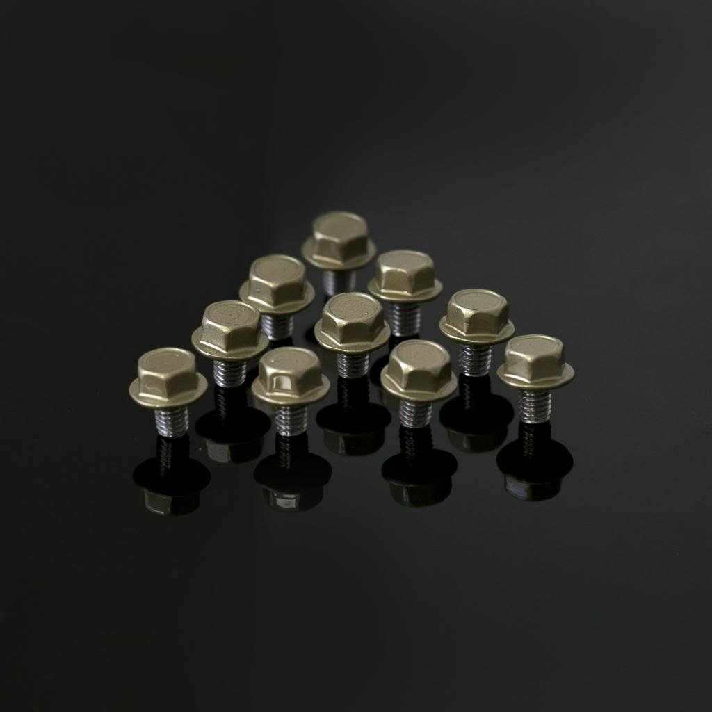 SCS_GoldStuds_017_zpsa1b94b61_d97c11cd04d3ad462369ae8f09c4c31ddd2c1c84.jpg