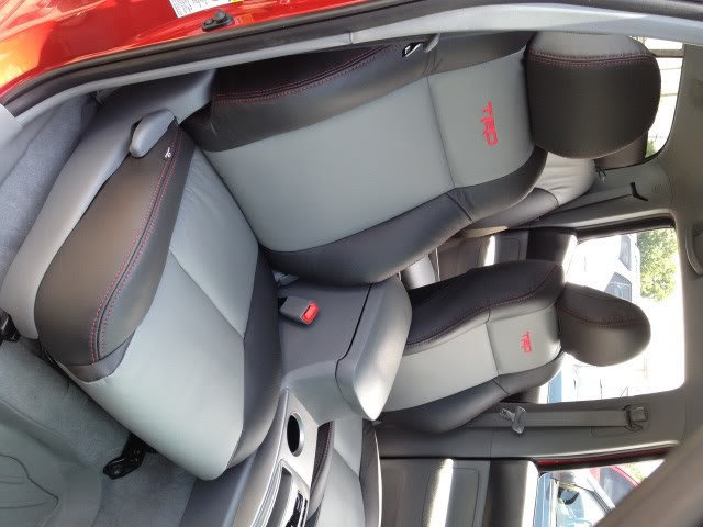 seat1_5a47803ccdcb26ef7e3d1b98ef038513e461e0c2.jpg
