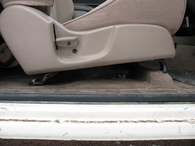 seat2_a2e03e392b73142d3f33776e0c3d2d35d82fd40e.jpg