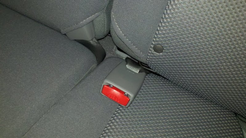 seatbelt1.jpg