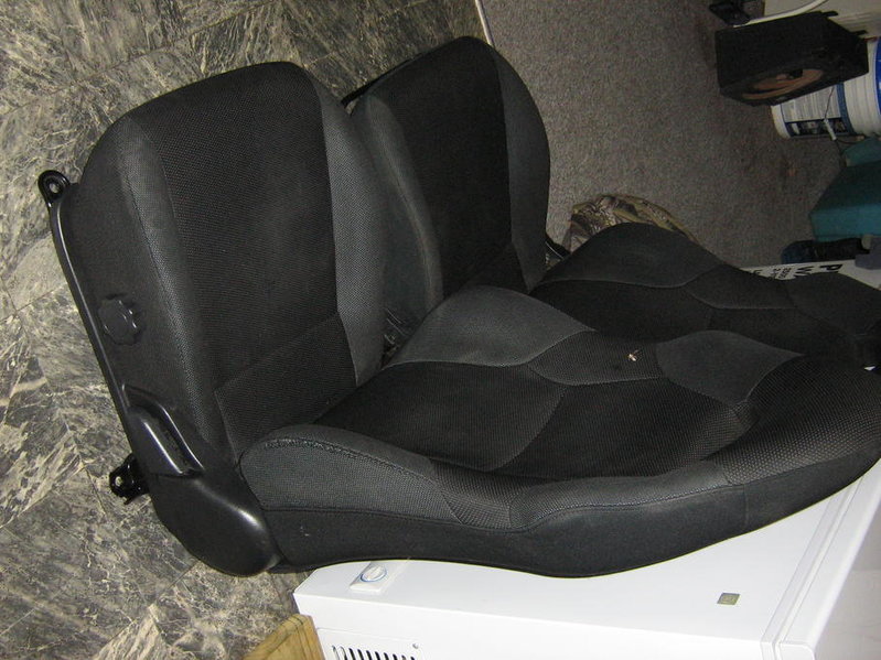 seats 023.jpg