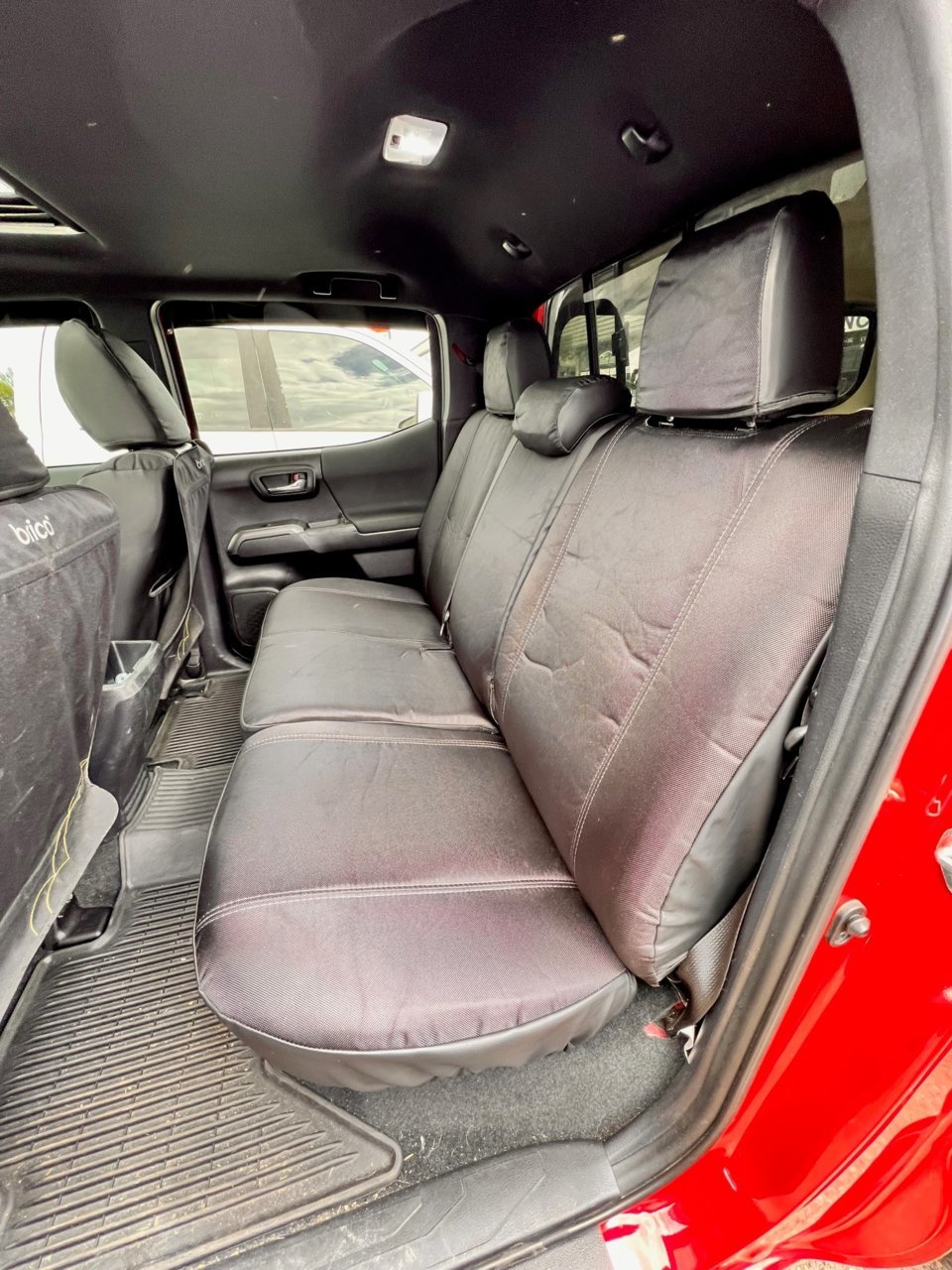 Seats 2.jpg