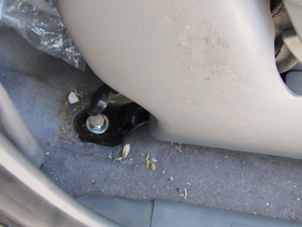 seats002_1861f3d7bd350e46800a63fc59437de986f110fd.jpg