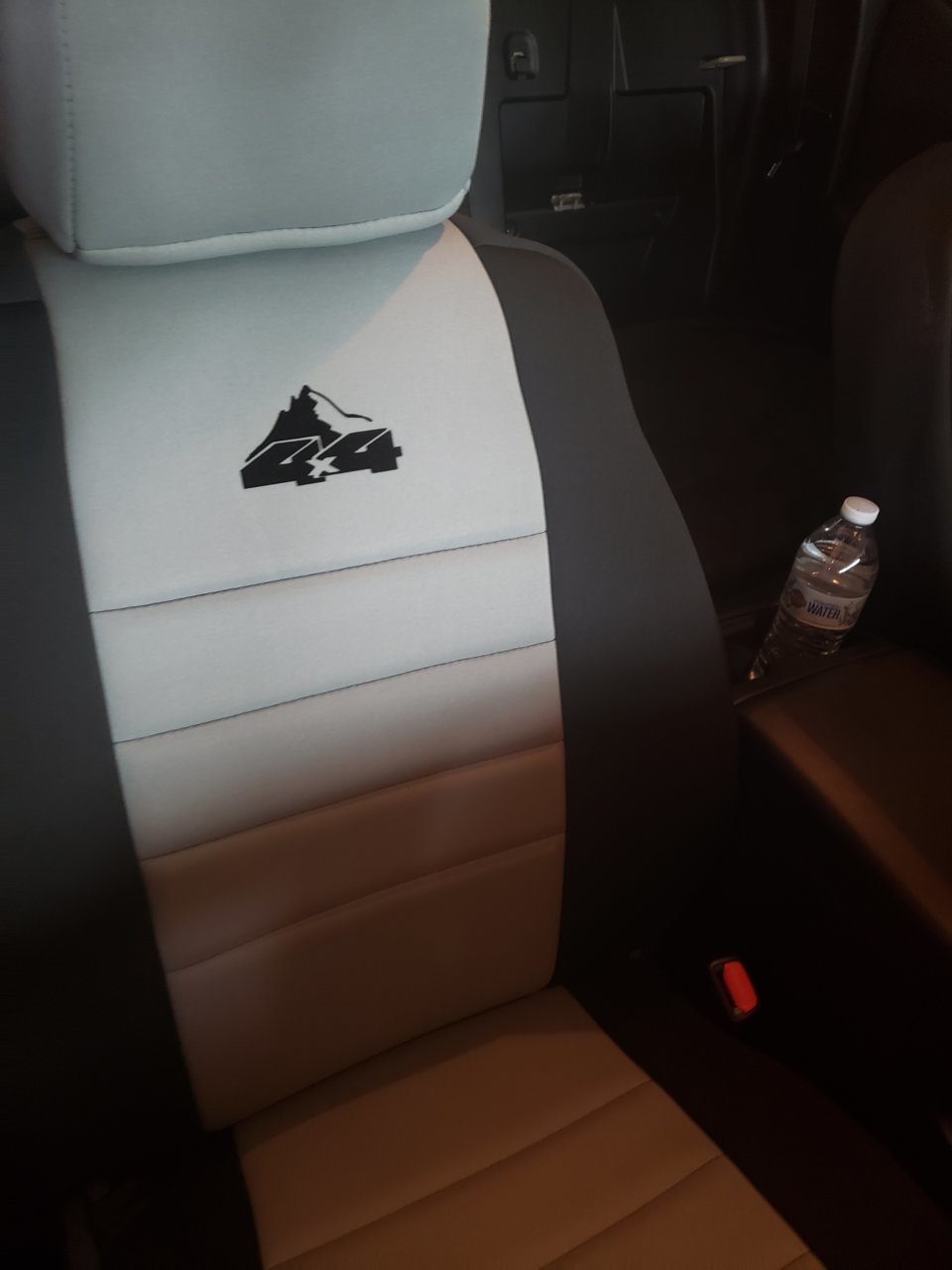 seats2.jpg