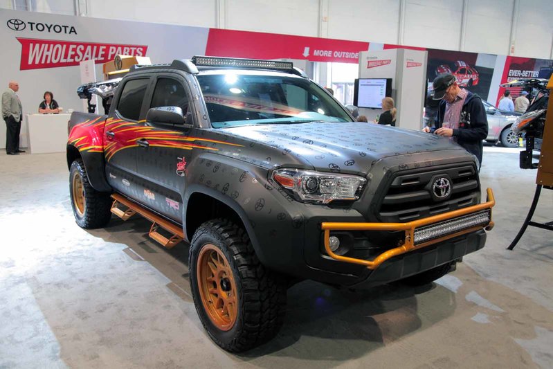 SEMA-Trucks-Gallery-04.jpg
