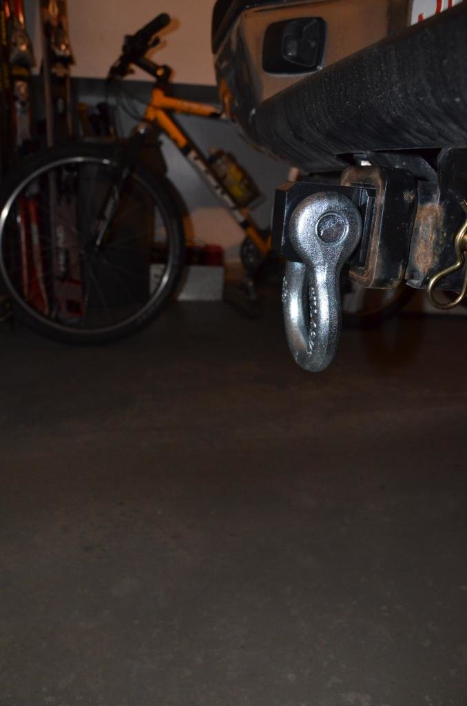 Shackle1_d12c8def976864ff21b38590507636668ce717c5.jpg