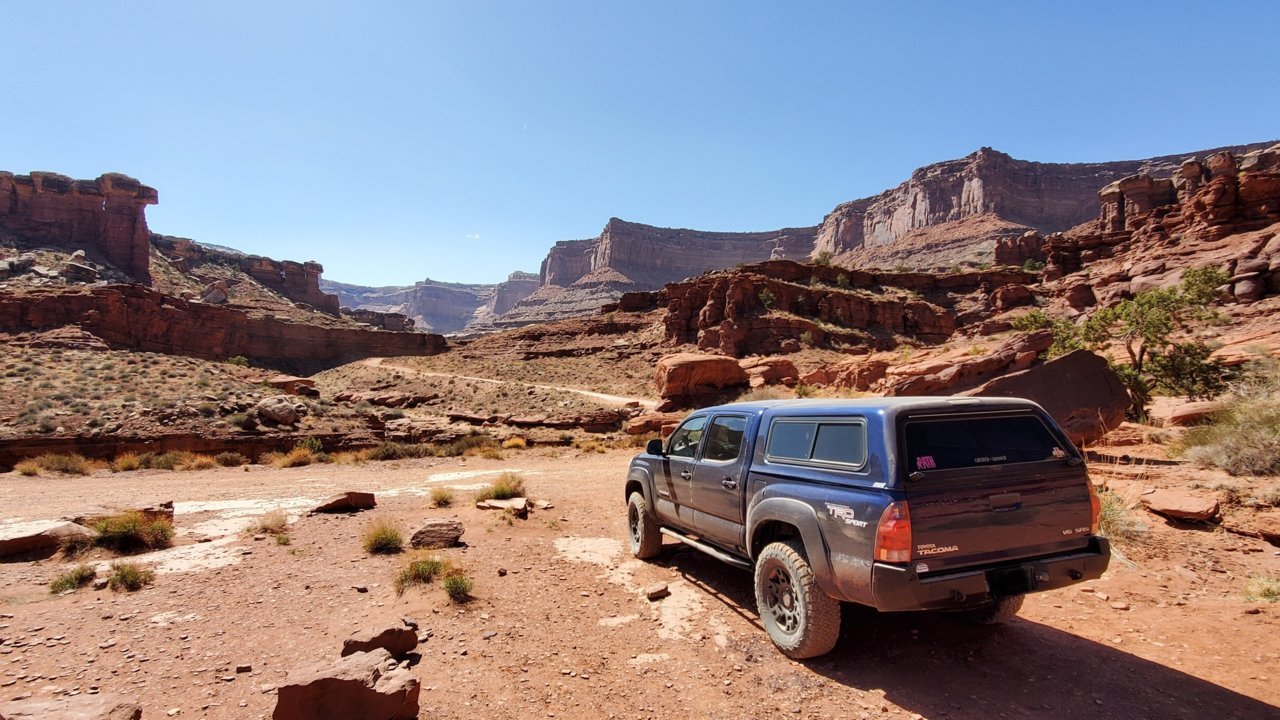 Shafer Road horizon .jpg