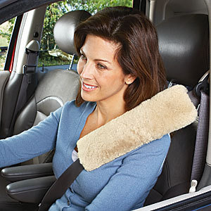 sheepskin-seat-belt-pad-cover.jpg