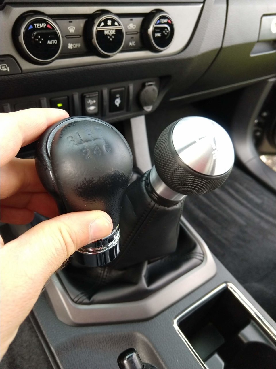 Shift Knob.jpg