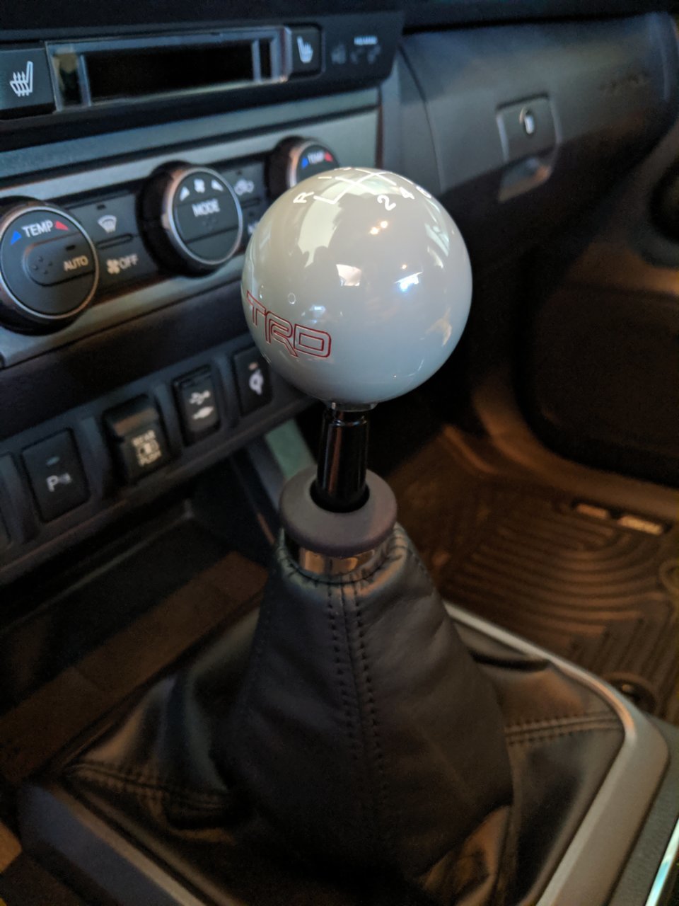 Shift Knob.jpg