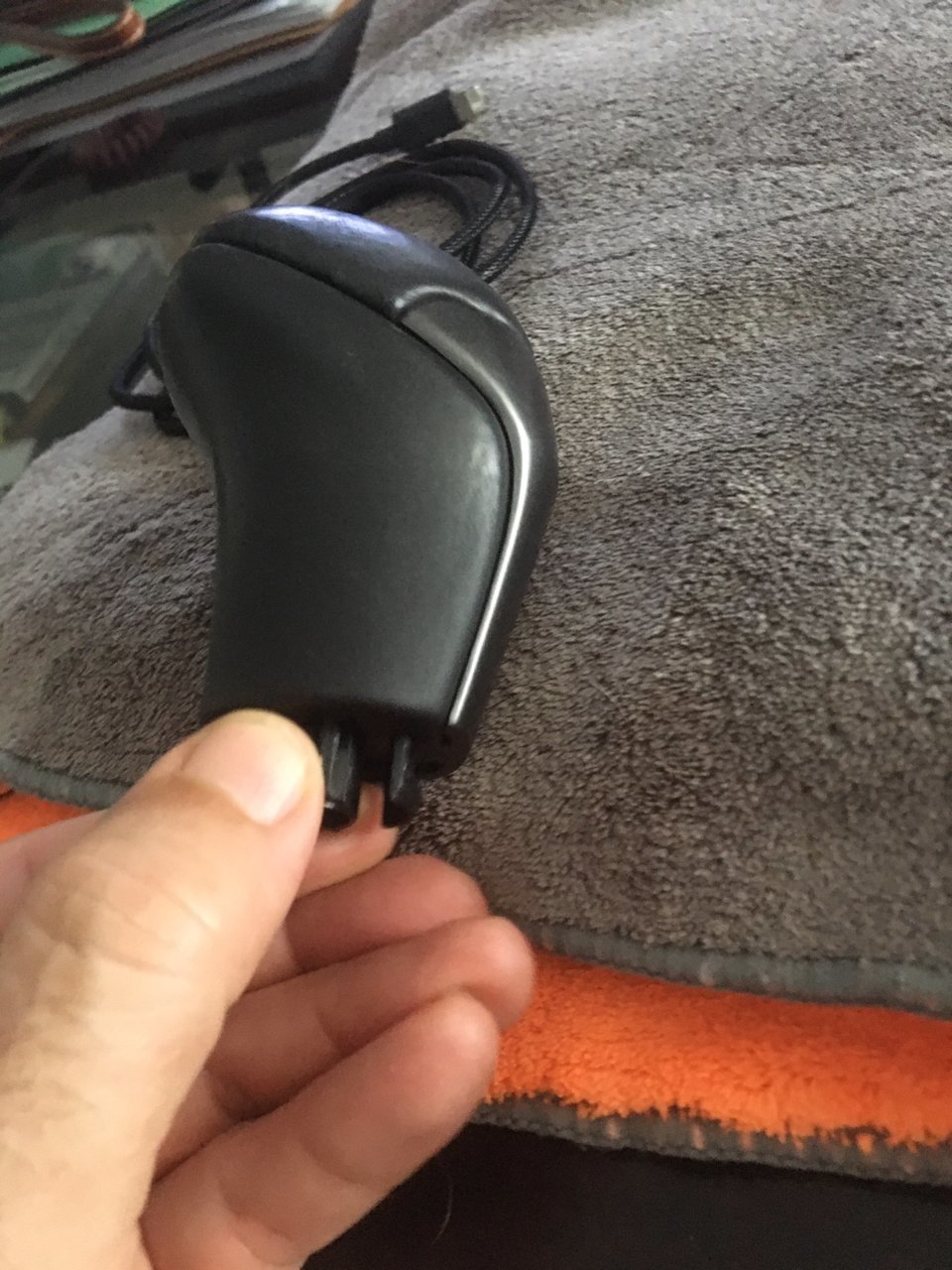 SHIFT KNOB OEM.jpg