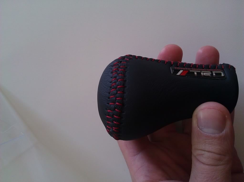 shiftknob1_da01a564b0a60b3a59ddeb7178790bb1b476423b.jpg