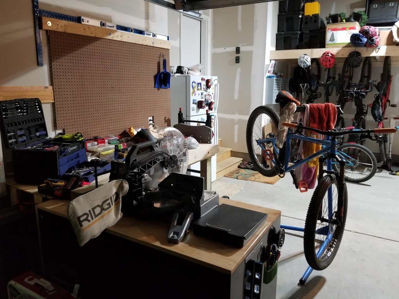 shop1.jpg