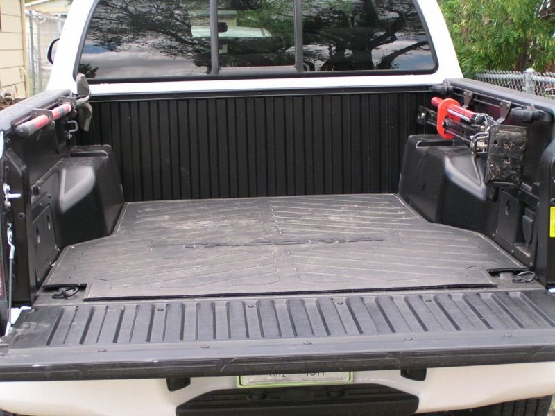 shovelmounted_28cee71d78ee00c965df7e941f095036b424cd4d.jpg
