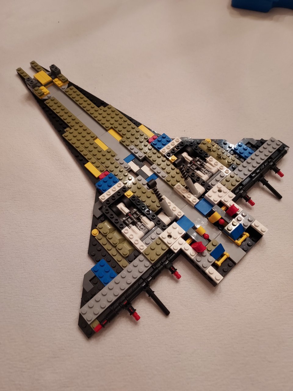 SHUTTLE.jpg