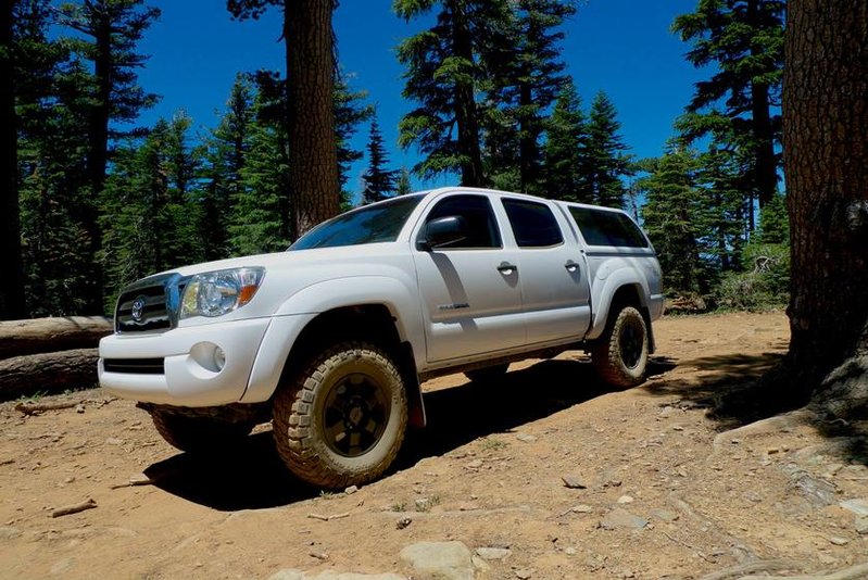 Sierra Buttes.jpg