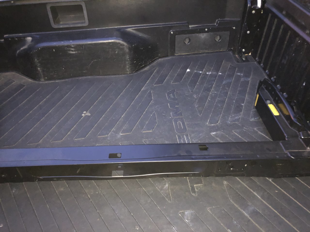 sill, rear bed.jpg
