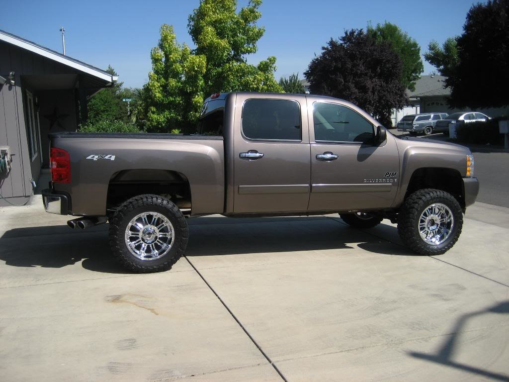 Silverado004_c7c7412738cfb4f95542d14e6a10c93229d50bd3.jpg